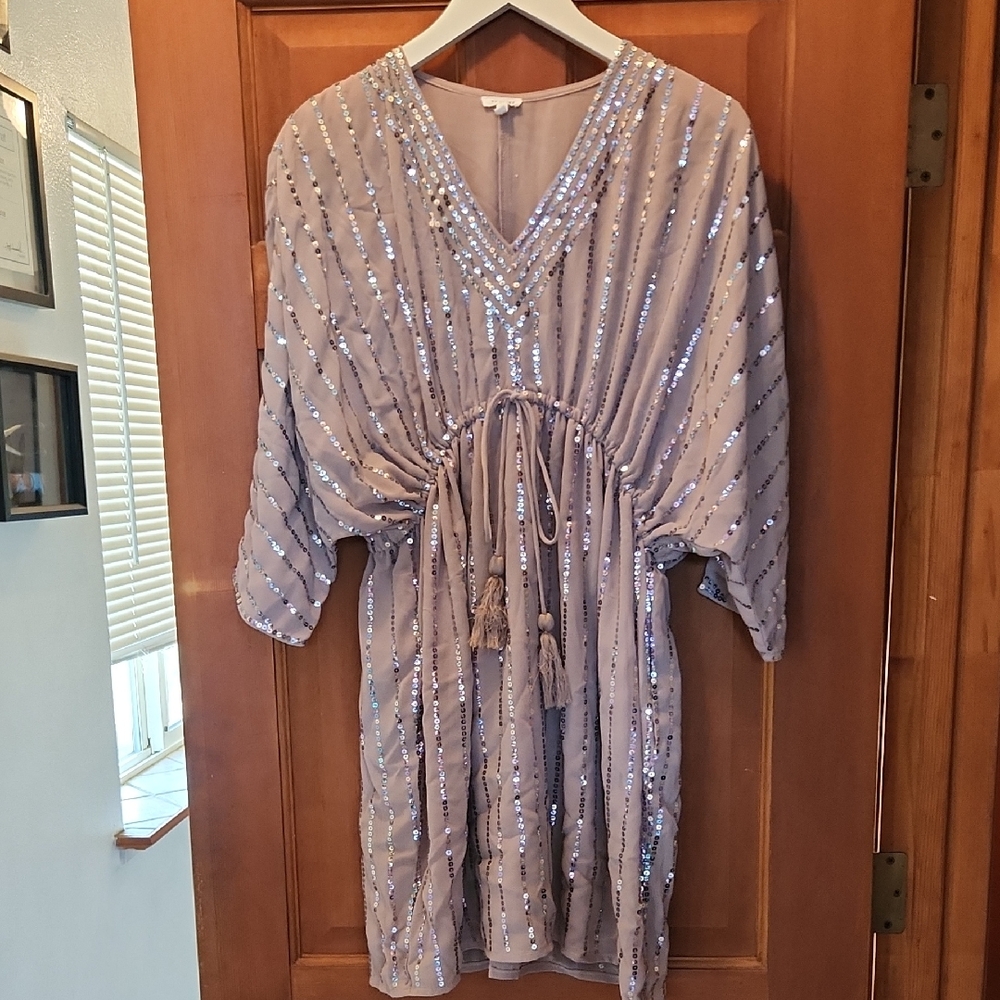 En Creme Loosfit Flowy Sequin Embellished Kimono Blingy Dress